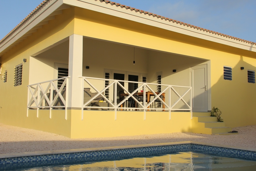 Terasse und Pool, Villa Amandus auf Curacao