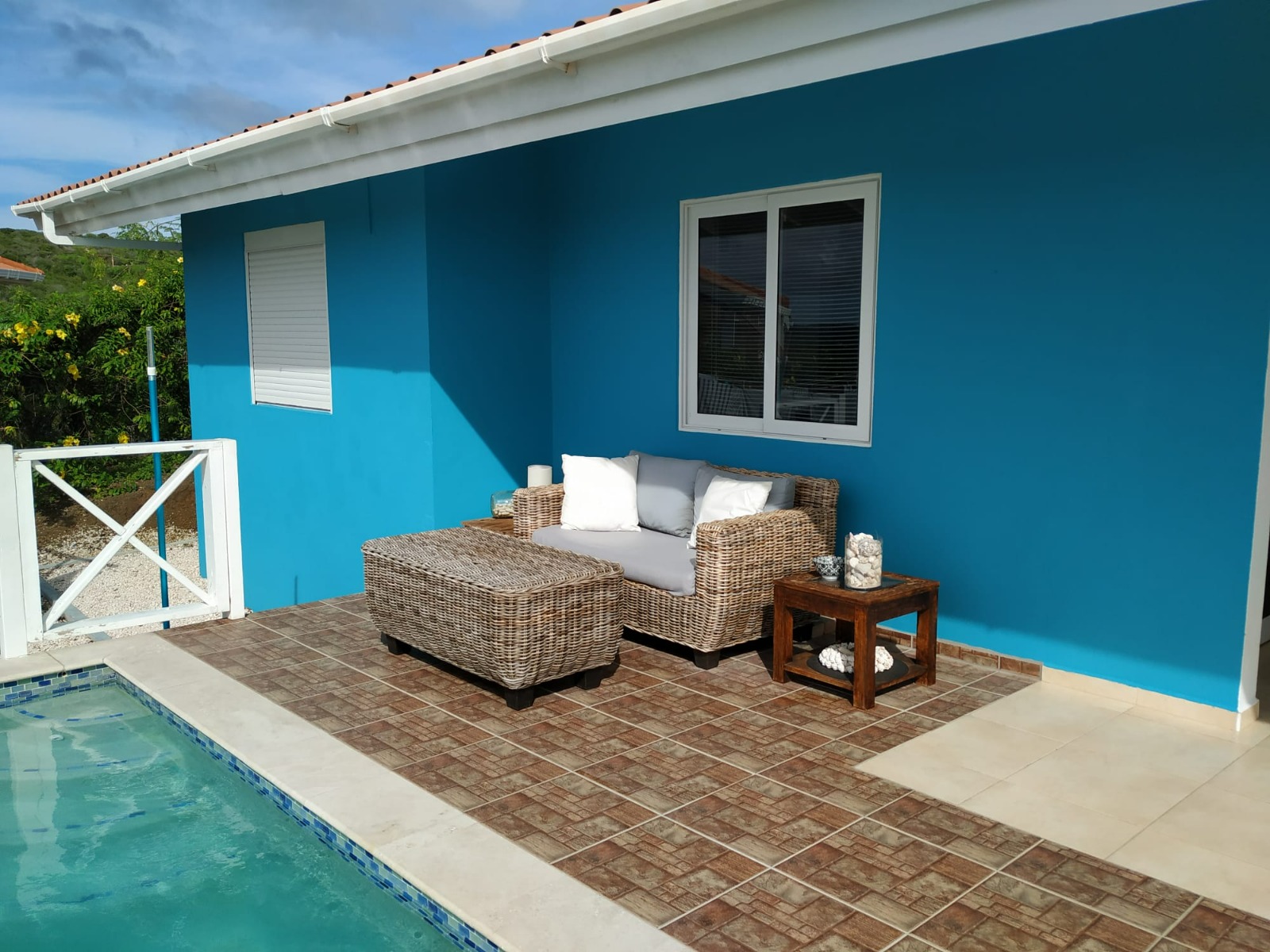 Villa Coconut relaxbereich mit Pool