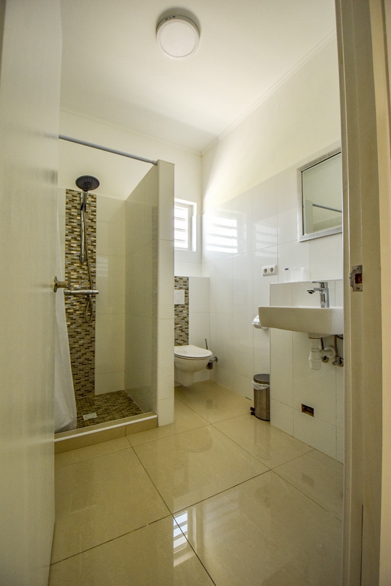 Ferienhaus mit modernem und schickem Bad auf Curacao, Villa Kasia