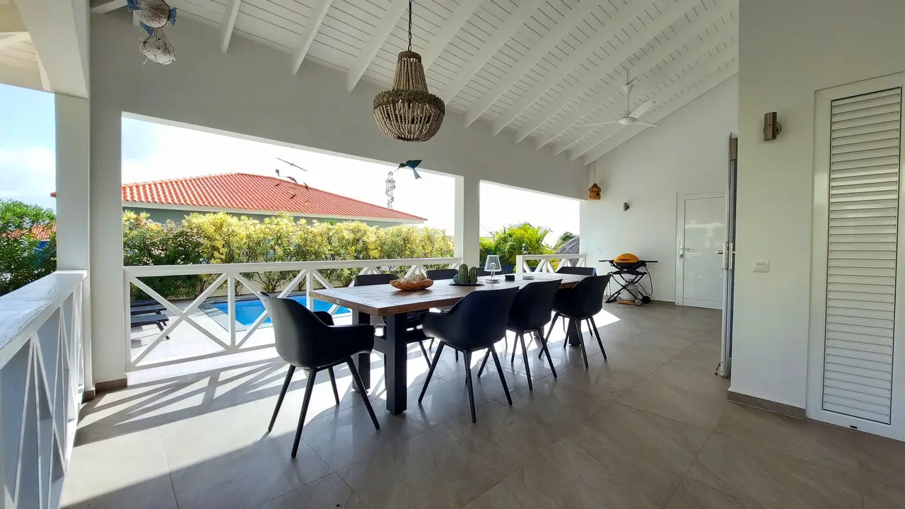 Bunita Blenchi Haus auf Curacao