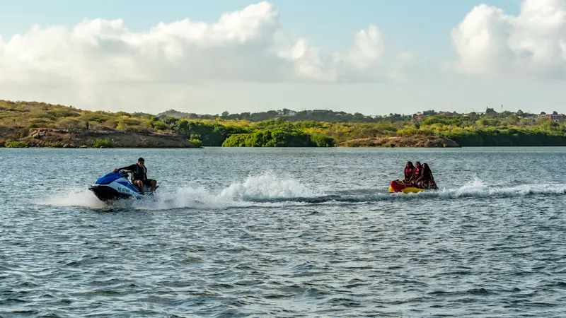 Banana boat fun Curacao