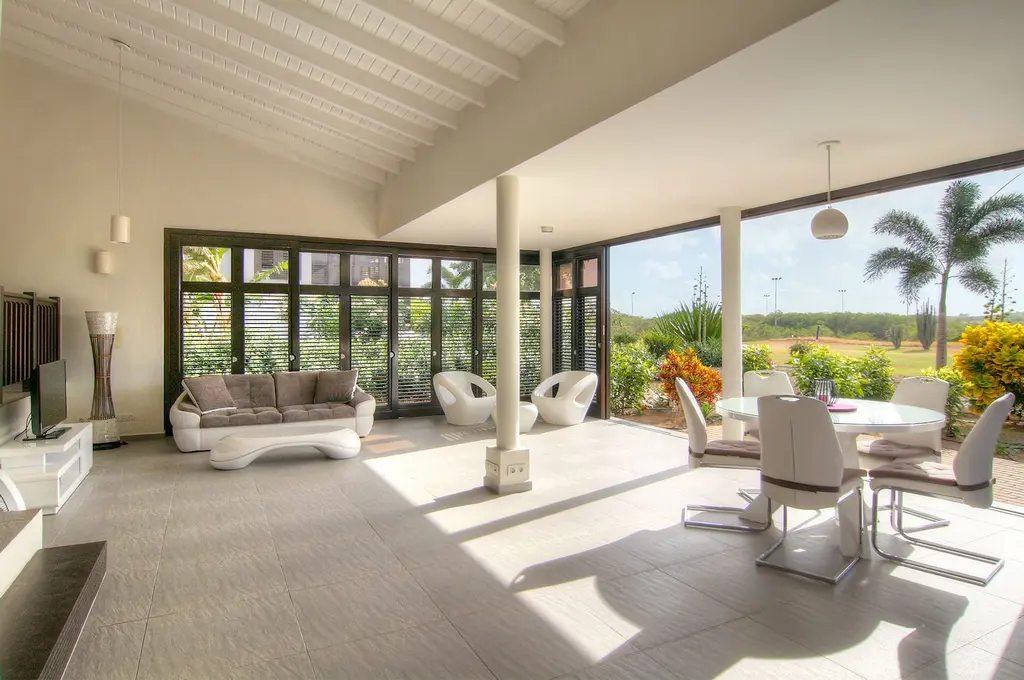 luxuriöse villa auf curacao blue bay