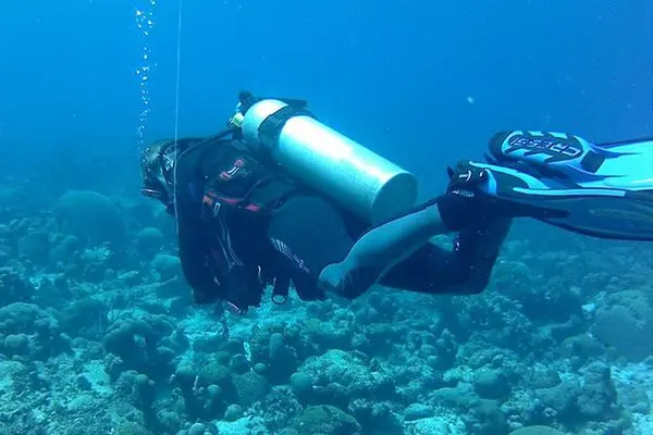 Paul beim tauchen in Curacao
